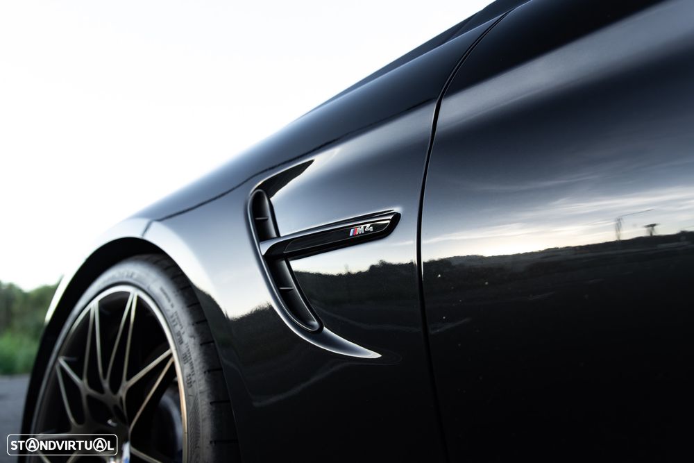 BMW M4 DKG Competition - 13