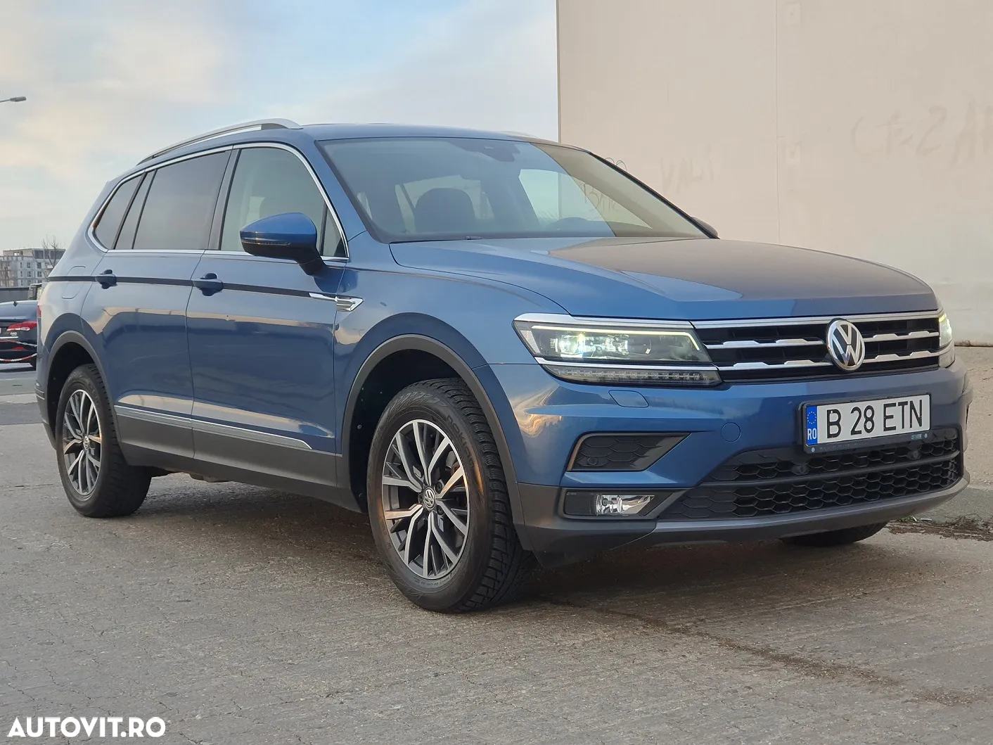 Volkswagen Tiguan 1.5 TSI ACT Comfortline - 20
