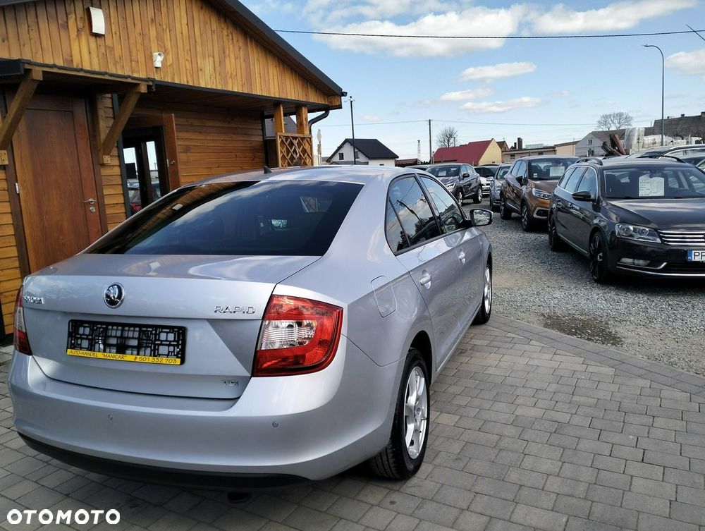 Skoda RAPID - 4