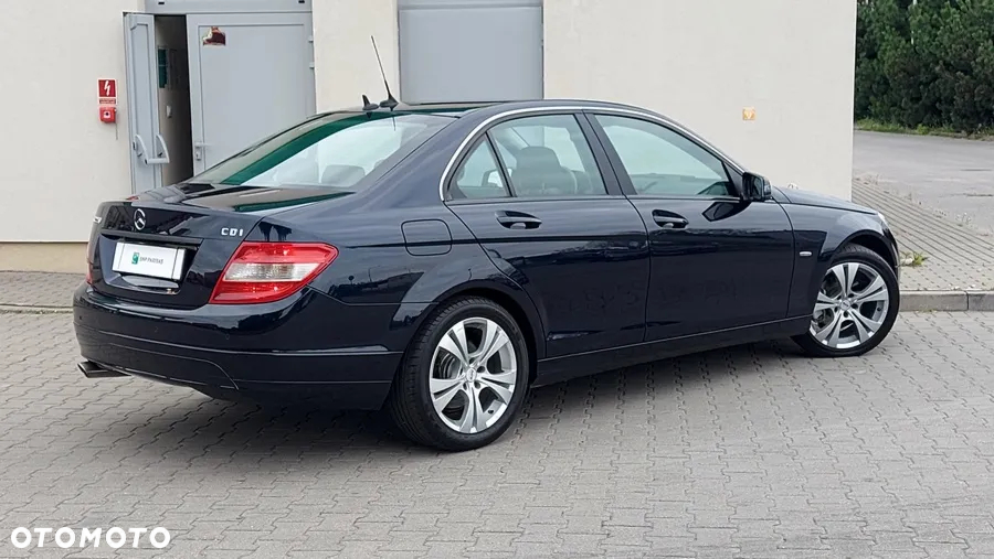 Mercedes-Benz Klasa C 220 CDI Elegance - 6