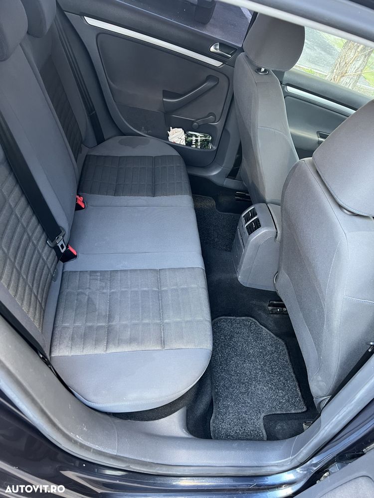 Volkswagen Golf 1.6 Tour Edition - 8