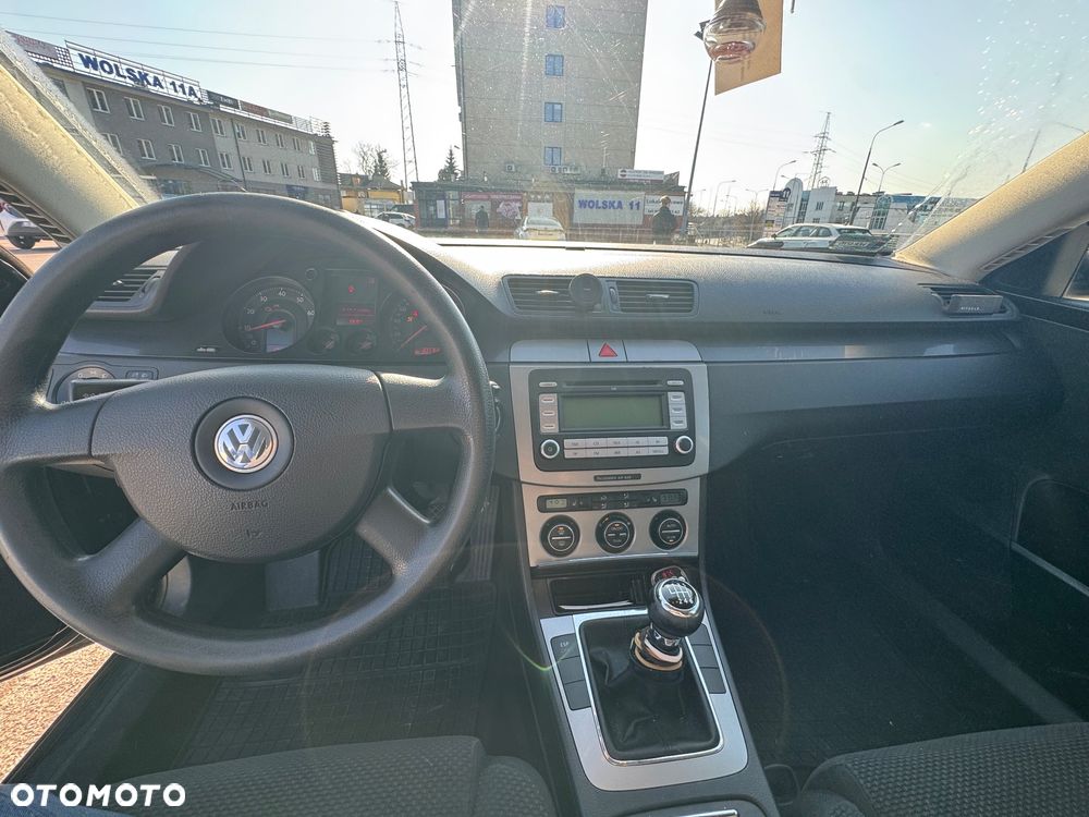 Volkswagen Passat 2.0 FSI Comfortline - 9