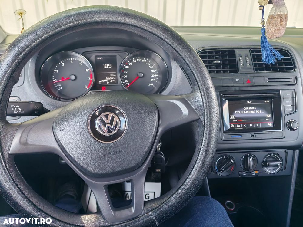 Volkswagen Polo - 7