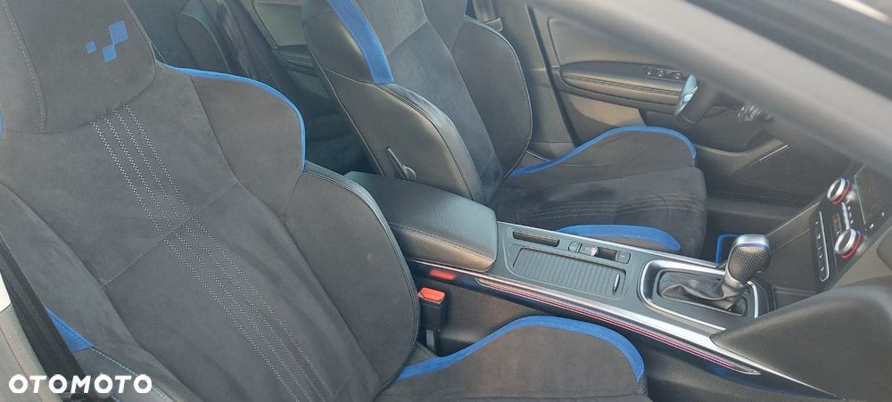Renault Megane 1.6 TCe GT EDC - 17