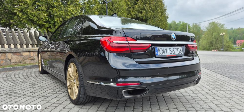 BMW Seria 7 730d xDrive - 18