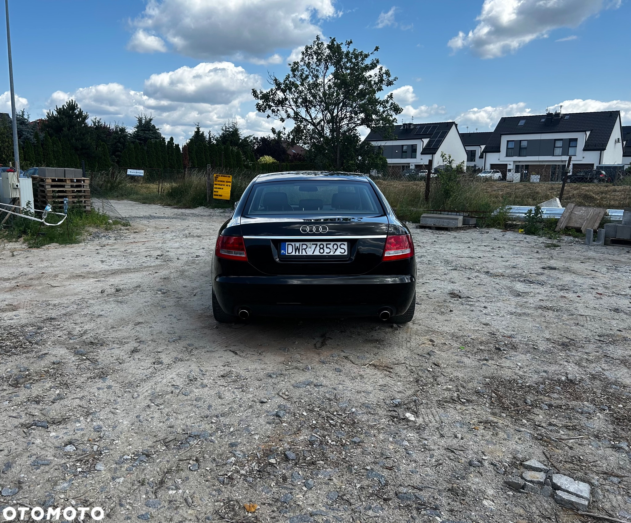 Audi A6 2.4 - 8