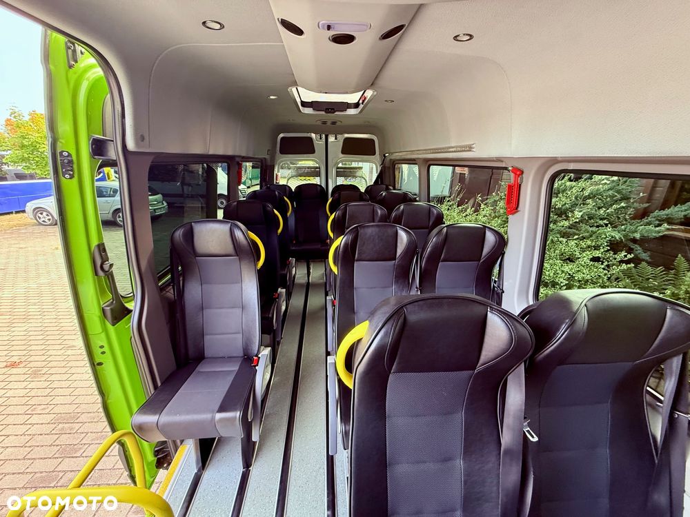 Mercedes-Benz SPRINTER 516 - 11