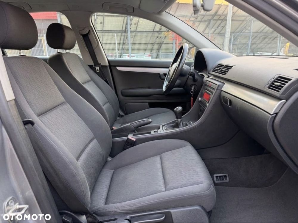 Audi A4 Avant - 8