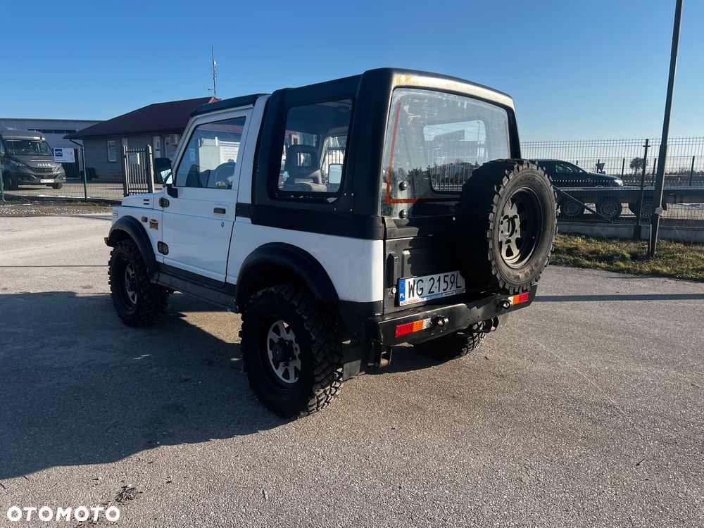 Suzuki Samurai - 4