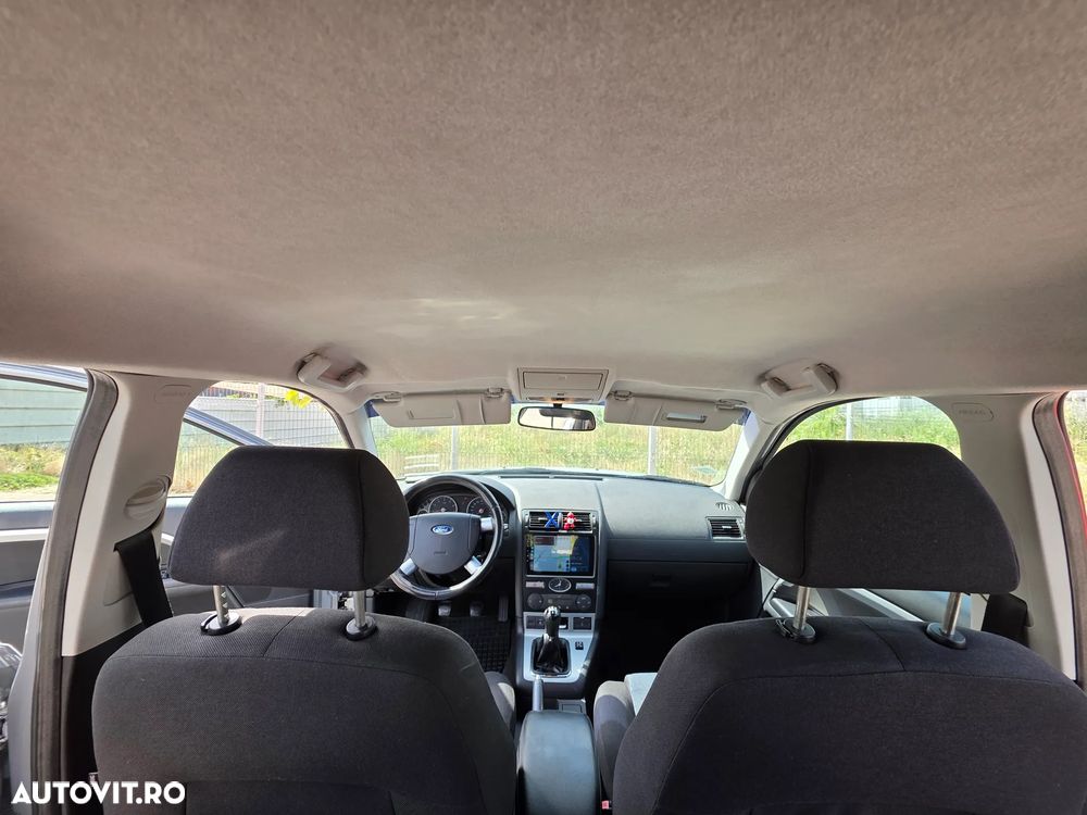 Ford Mondeo Wagon 1.8 Trend - 17