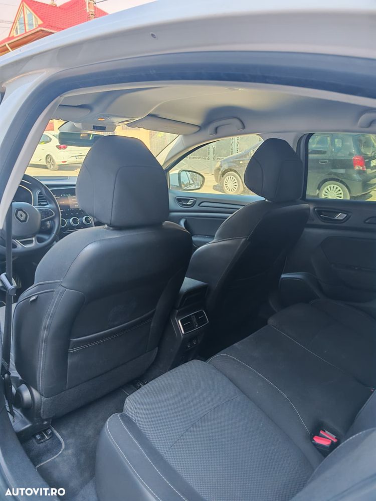 Renault Megane Blue dCi 115 Equilibre - 11