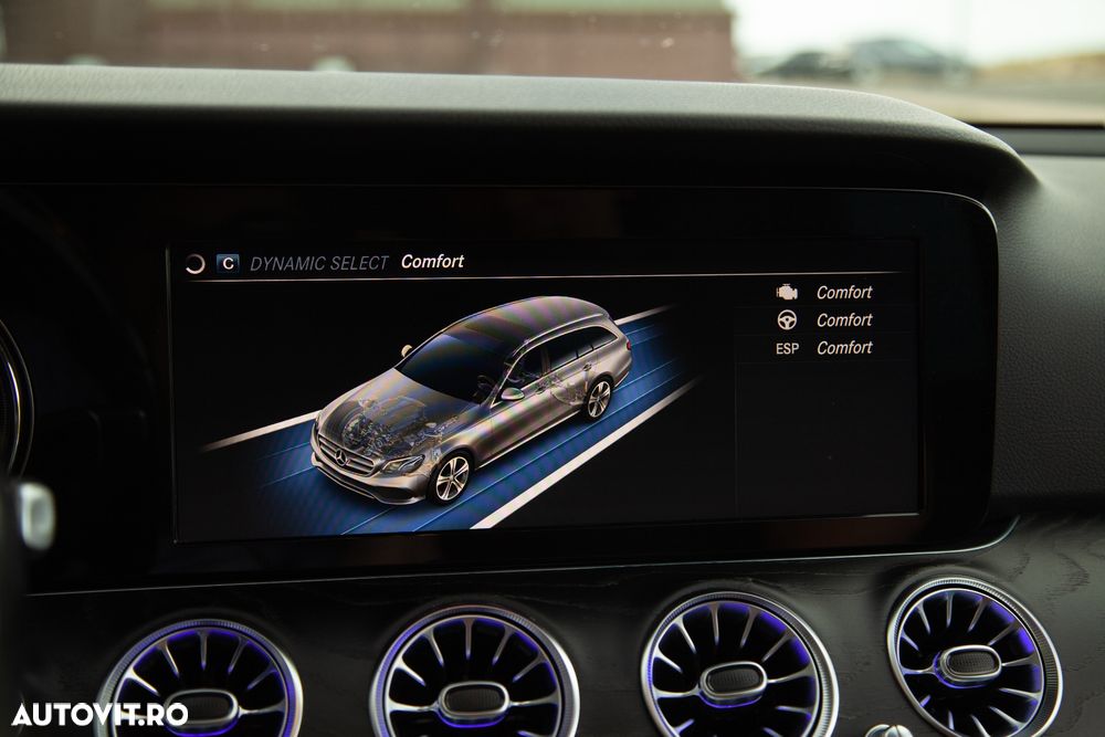 Mercedes-Benz E - 11