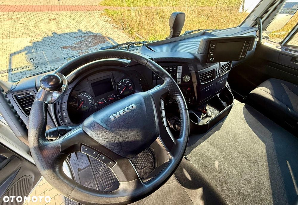 Iveco STRALIS 400 / FIRANKA / WINDA / 23 PALETY / 6X2 / OŚ PODNOSZONA / SKRĘTNA / AUTOMAT / NISKI PRZEBIEG / SPROWADZONY / 2017 ROK - 23