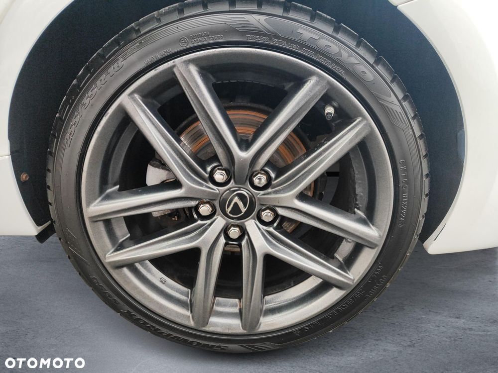 Lexus IS 250 F Sport - 16