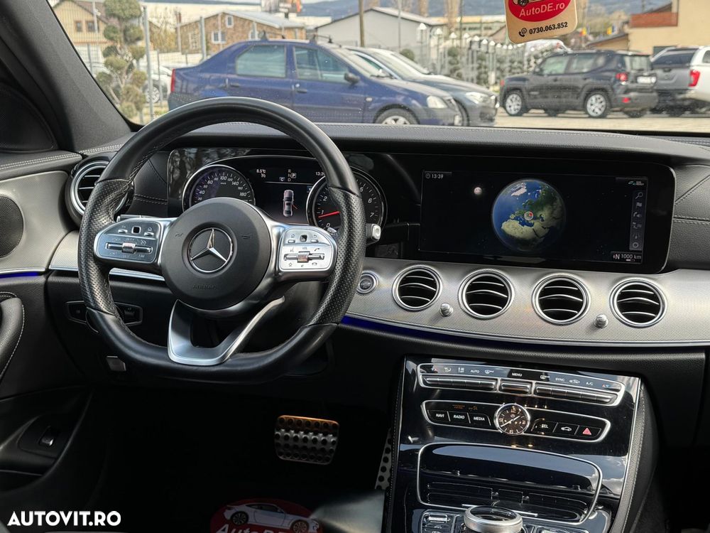 Mercedes-Benz E - 10