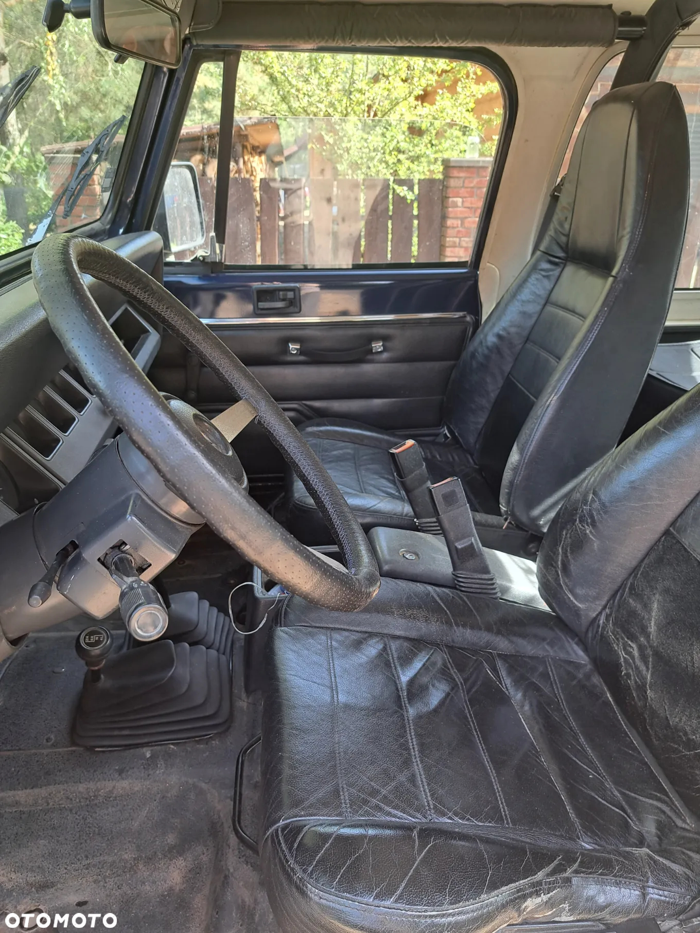 Jeep Wrangler 2.5L - 8