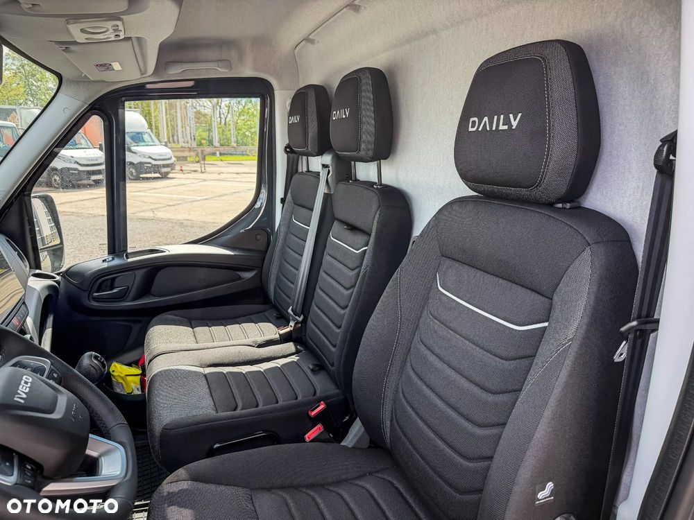 Iveco 35S18H V 3.0 Diesel 180 KM MT6 Furgon L4H2 - 26