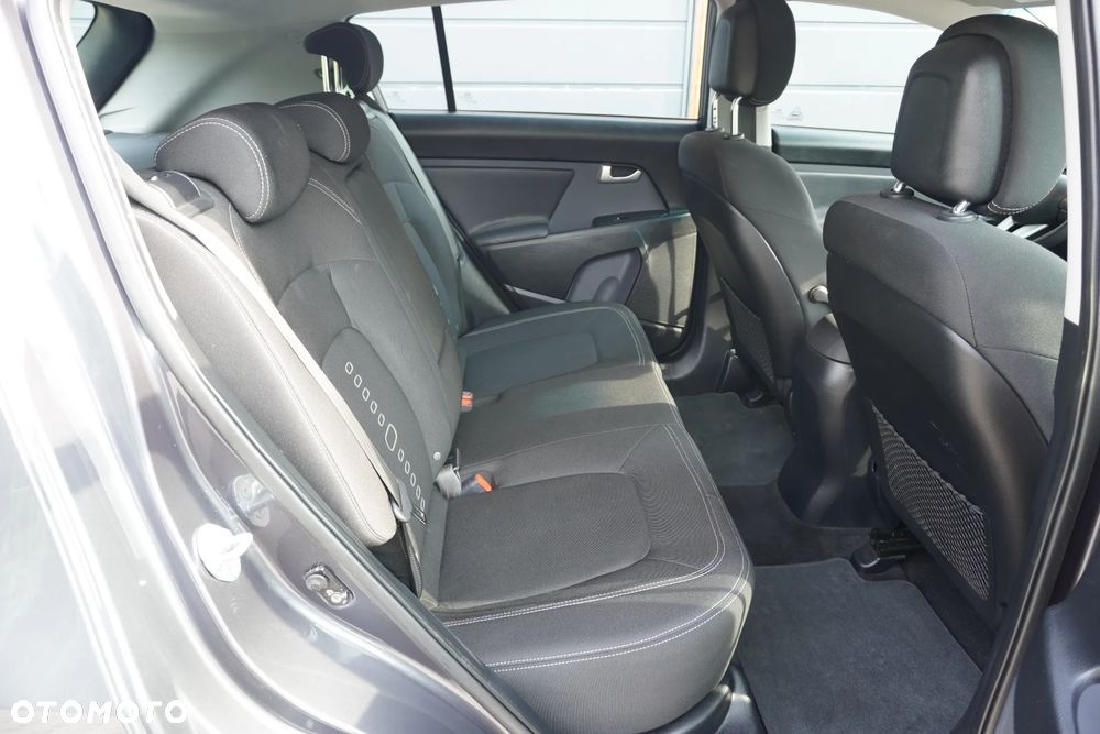 Kia Sportage 2.0 CVVT 2WD Vision - 11