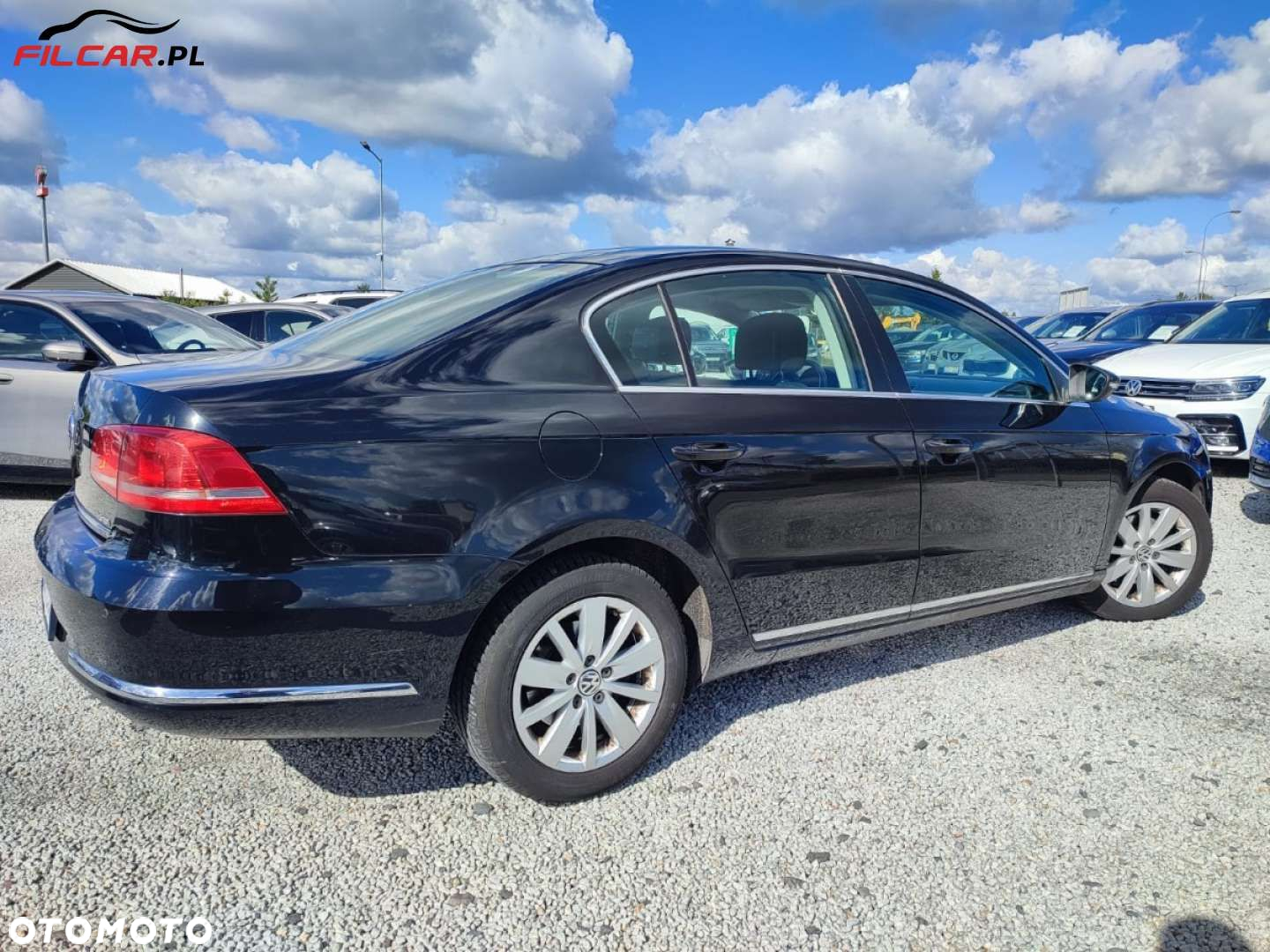 Volkswagen Passat - 19