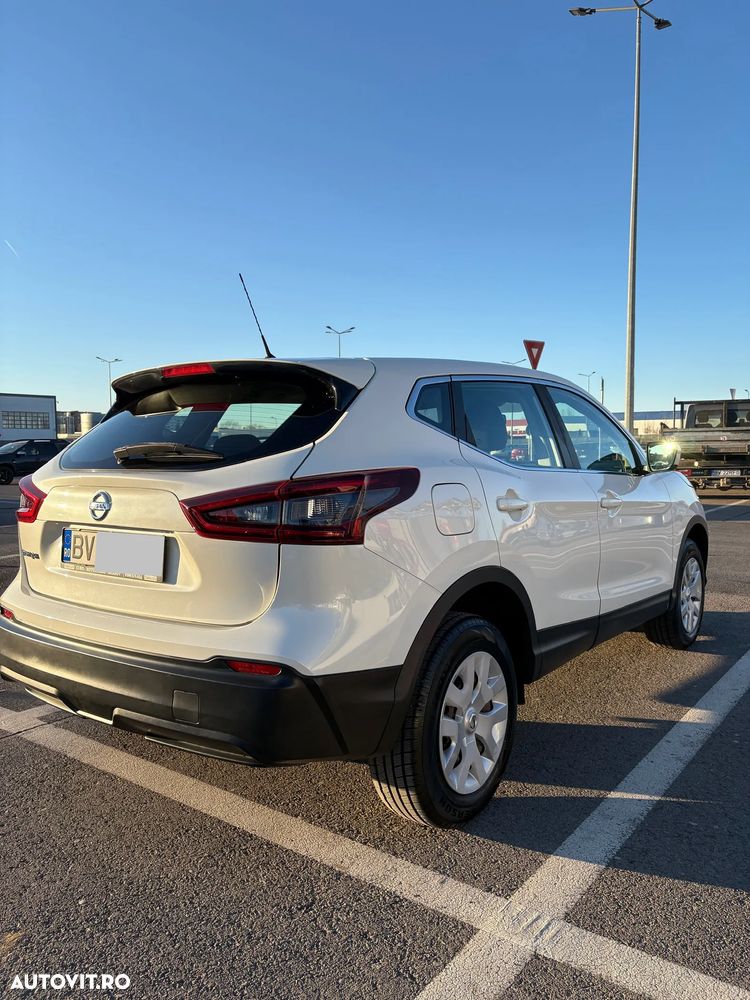 Nissan Qashqai 1.3 DIG-T VISIA - 2