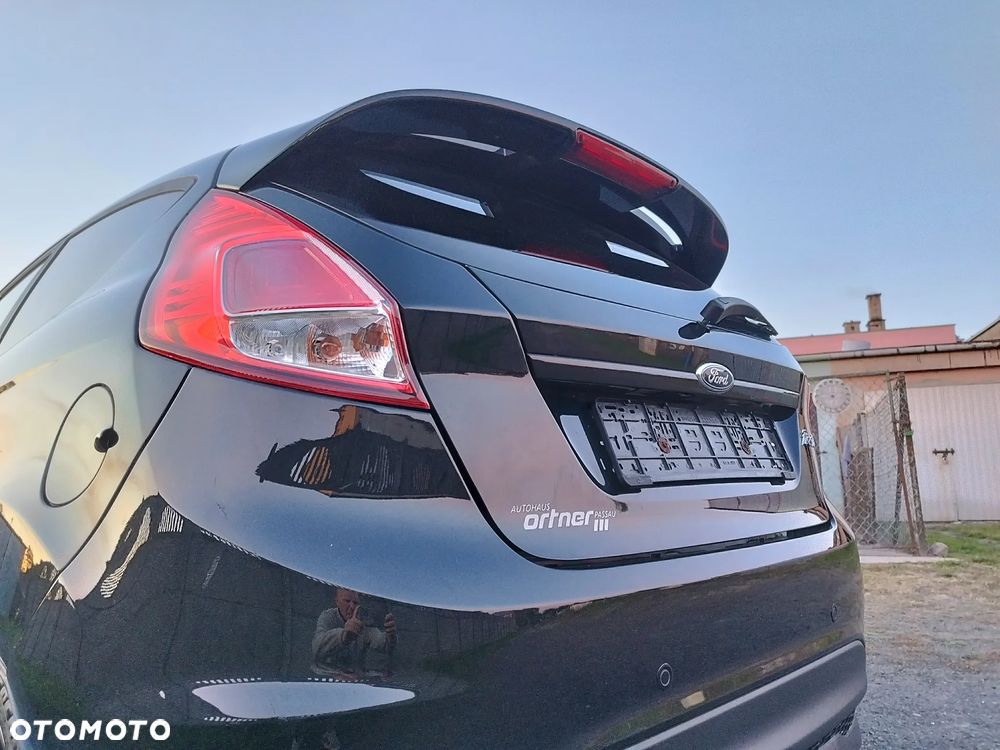 Ford Fiesta 1.0 EcoBoost S&S ST-LINE - 17