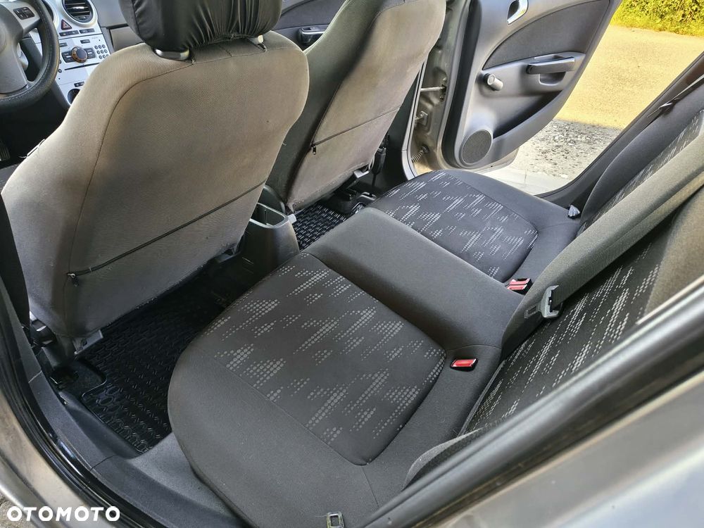 Opel Corsa 1.3 CDTI - 10