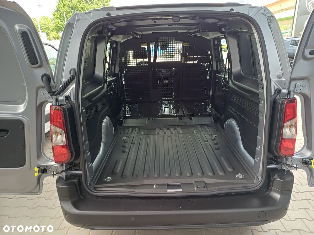 Peugeot Partner - 21