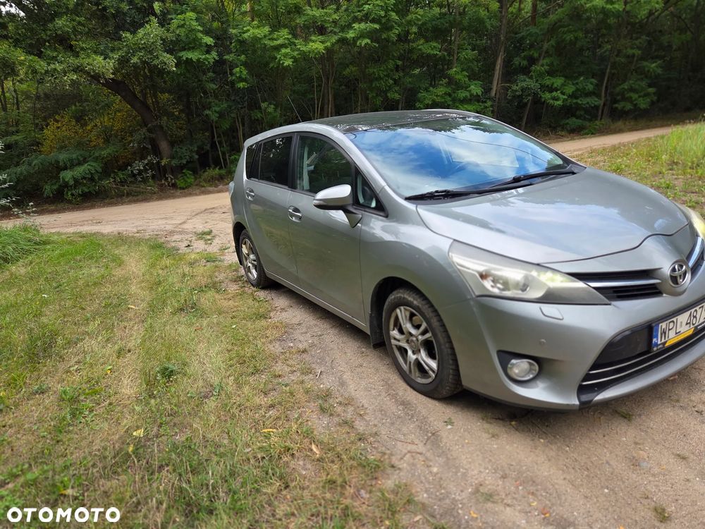 Toyota Verso 2.0 D-4D 5-Sitzer Life - 7