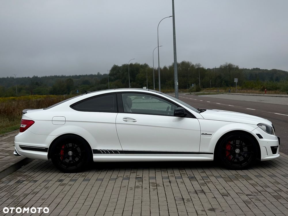 Mercedes-Benz Klasa C 63 AMG - 6