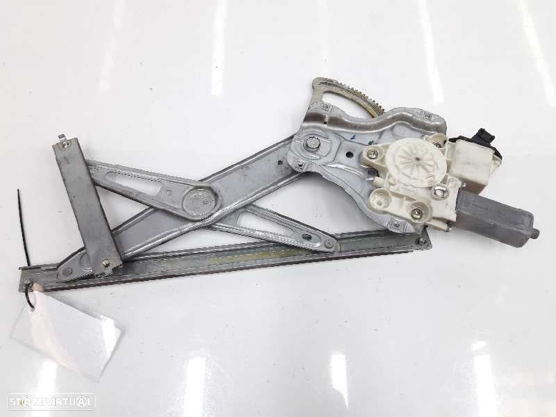 ELEVADOR DE VIDRO FRONTAL DIREITO TOYOTA COROLLA 2005 -6981002130 - 2