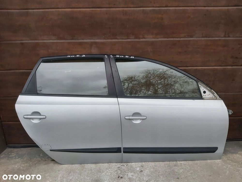 HYUNDAI i30 I Kombi drzwi prawy tył prawe tylne KOMBI 2R - 4
