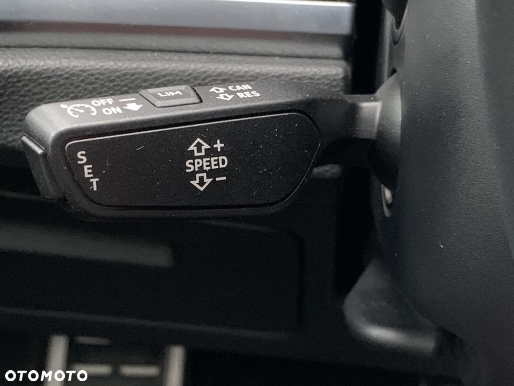 Audi Q3 Sportback - 31