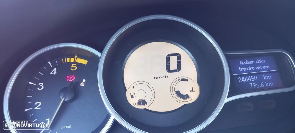 Renault Mégane 1.5 dCi Confort - 19