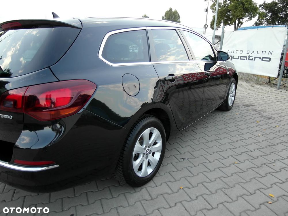 Opel Astra 1.4 Turbo Innovation - 17