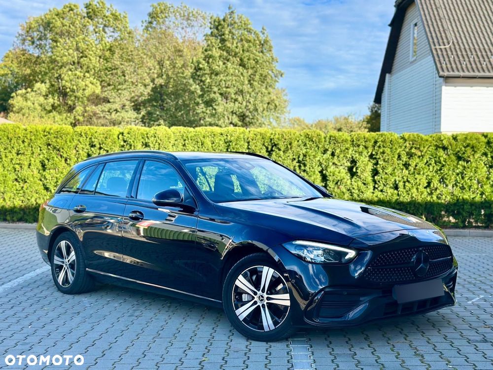 Mercedes-Benz Klasa C 300 de PHEV Avantgarde - 13