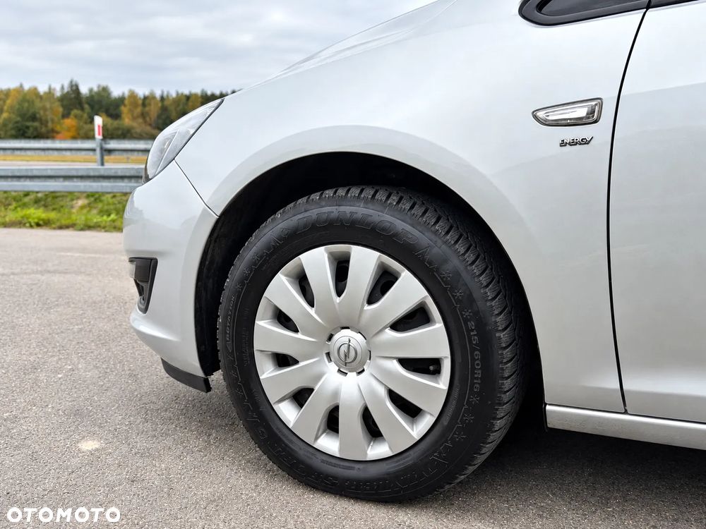 Opel Astra 1.6 CDTI Sport - 11