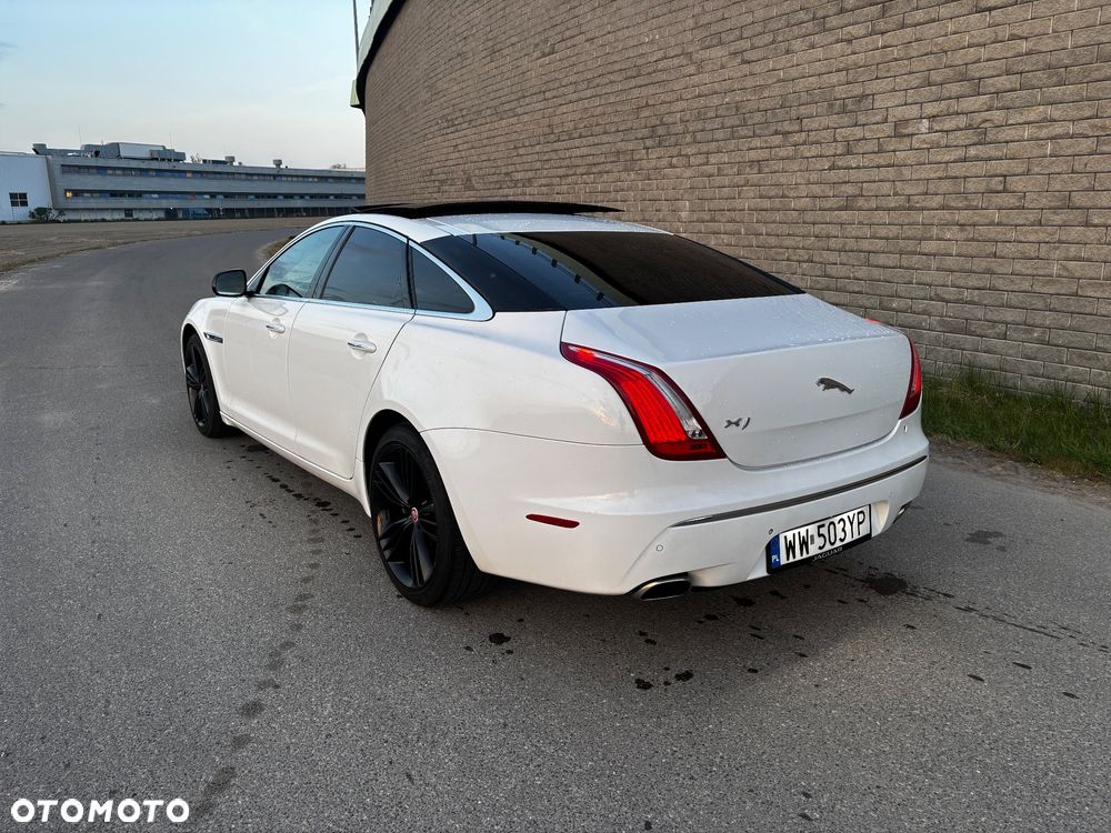 Jaguar XJ 3.0 D V6 Supersport - 6