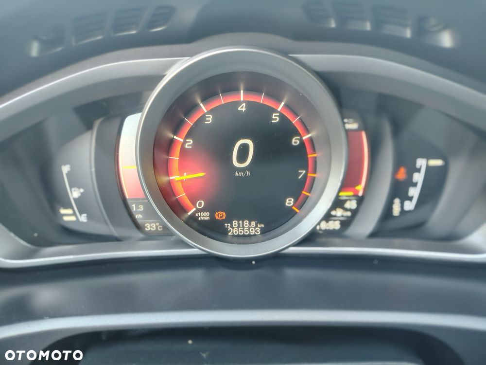 Volvo V40 T3 Geartronic Inscription - 18