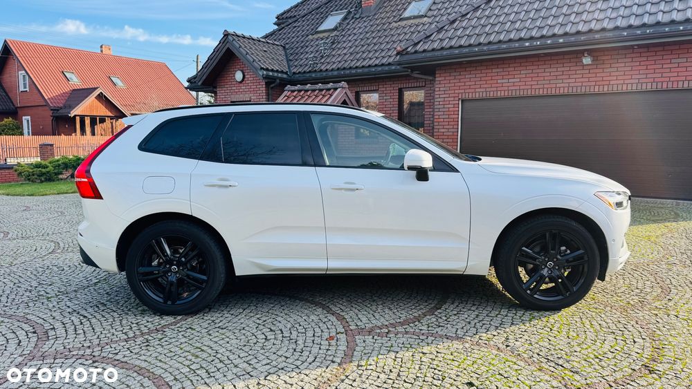 Volvo XC 60 T5 AWD Geartronic Momentum - 4