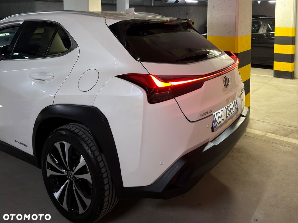 Lexus UX 200 GPF Omotenashi 2WD - 16