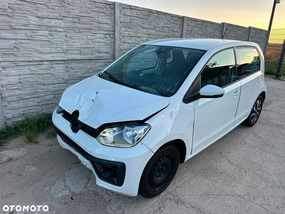 Volkswagen up! Active - 8