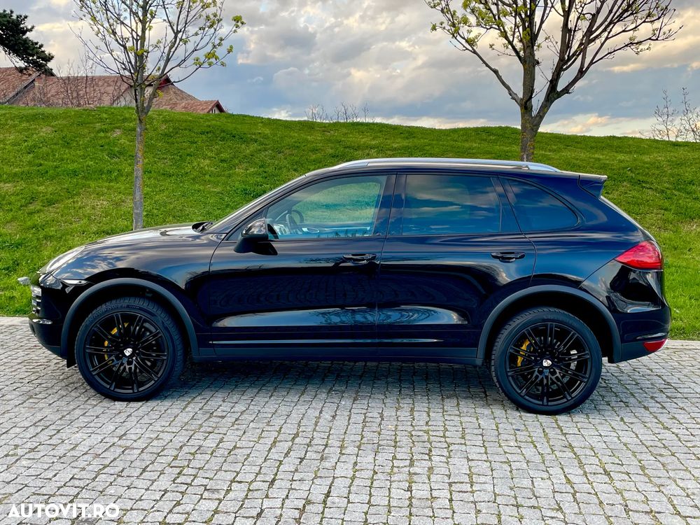 Porsche Cayenne 3.0 L V6 - 16