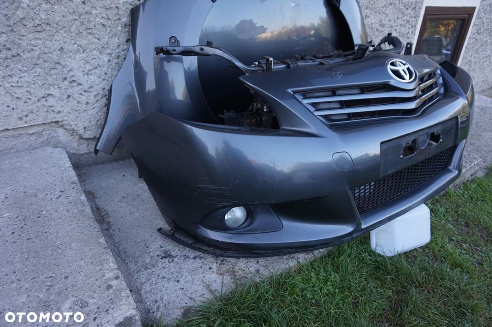 MASKA KOMPLETNY PRZÓD TOYOTA VERSO - 2
