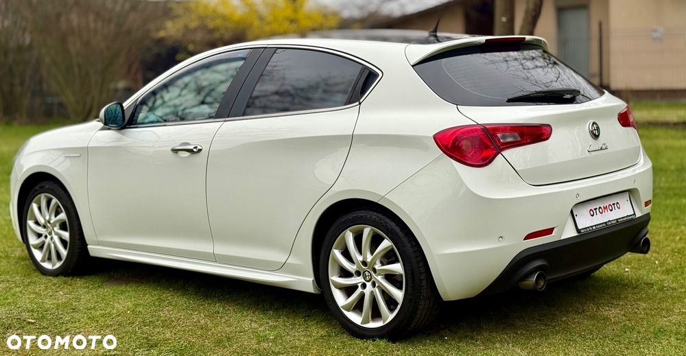 Alfa Romeo Giulietta - 4