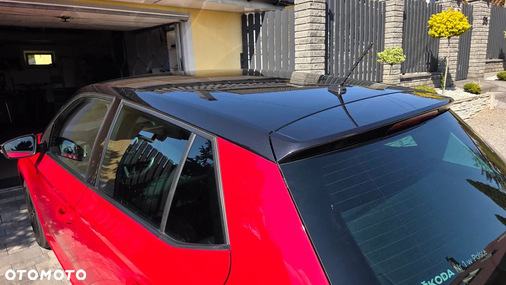 Skoda Fabia 1.0 TSI Style Color DSG - 23