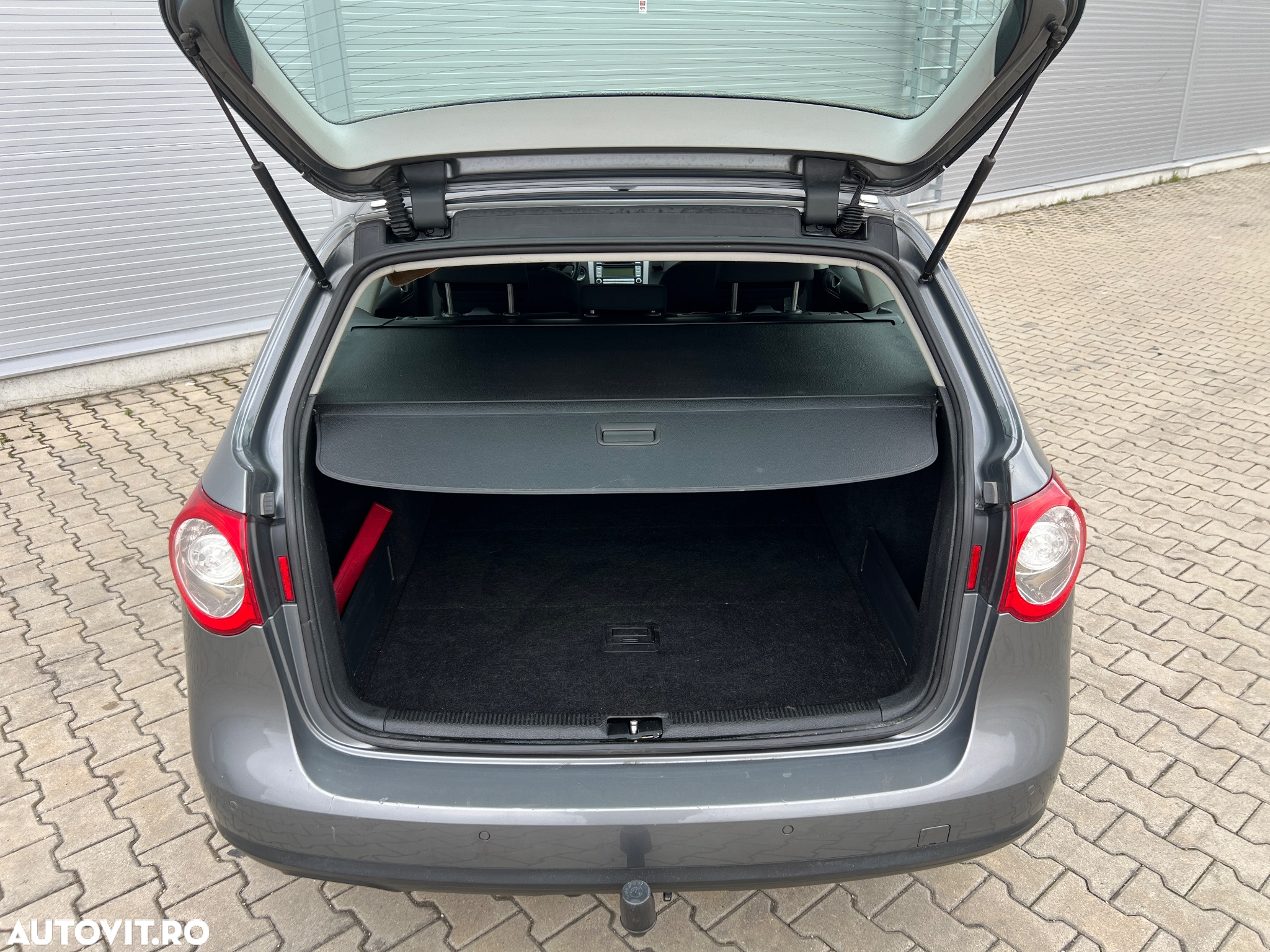 Volkswagen Passat Variant 2.0 TDI Highline - 11