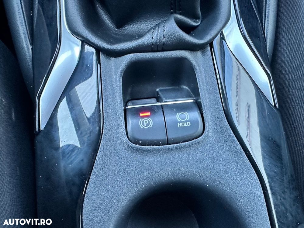 Toyota Corolla Sedan 1.6 Business - 16