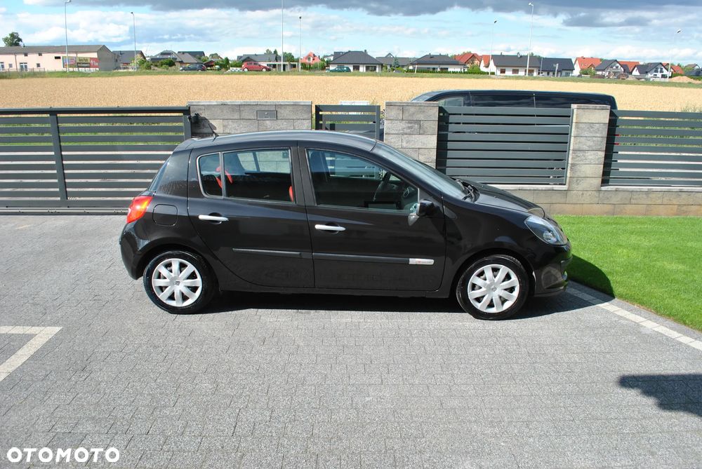 Renault Clio 1.2 16V 75 Dynamique - 17