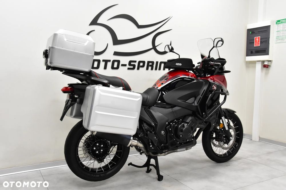 Honda VFR - 8