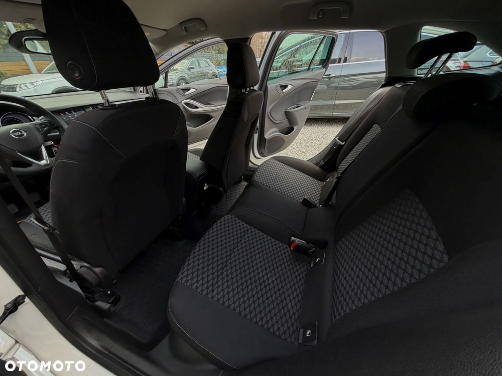 Opel Astra 1.4 T Sport S&S - 21